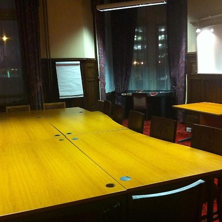 Ayr Station Hotel ภายนอก รูปภาพ