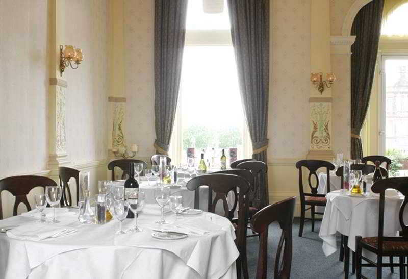 Ayr Station Hotel ภายนอก รูปภาพ